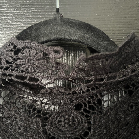 ‼️Price Drop‼️End of Summer Sale‼️ Lulu's Black Lace Mini Dress - Picture 4 of 6